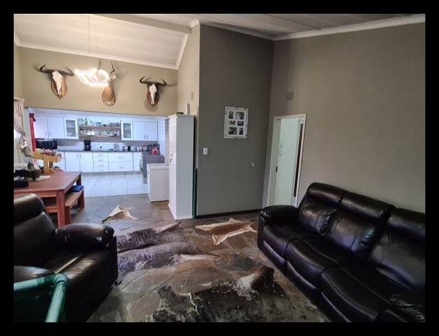 3 BEDROOM HOUSE FOR SALE IN BONAERO PARK